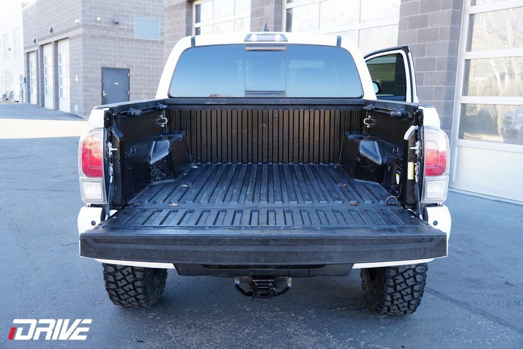 Used 2021 Toyota Tacoma TRD Sport w/ Advanced Technology Package image 39