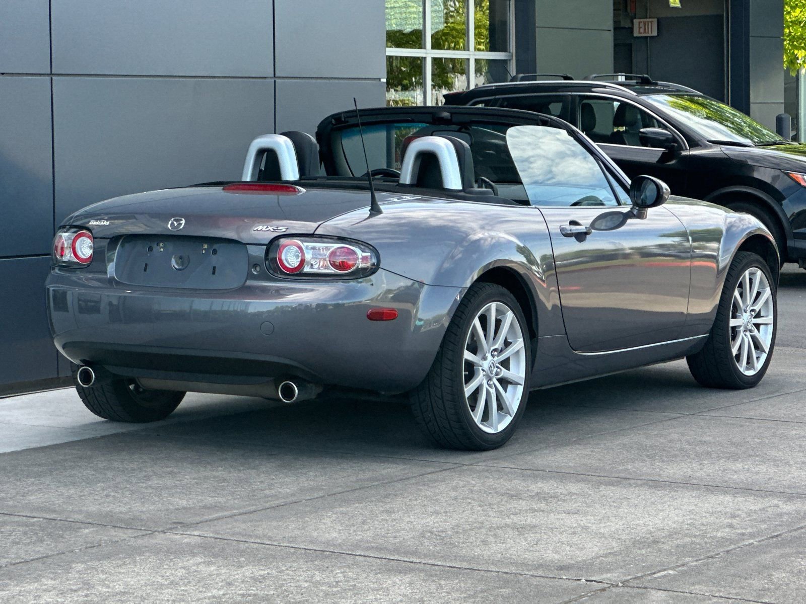 Used 2008 MAZDA MX-5 Miata Grand Touring w/ Premium Pkg RWD image 3