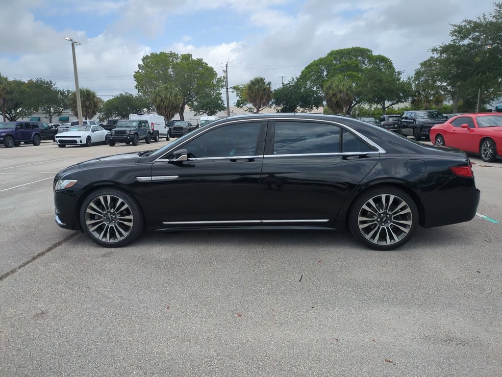 Used 2017 Lincoln Continental Reserve w/ Climate Package AWD/4WD image 9