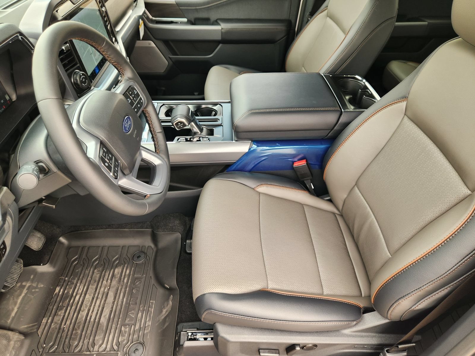 New 2026 Ford F150 Lariat w/ Equipment Group 501A Mid AWD/4WD image 14