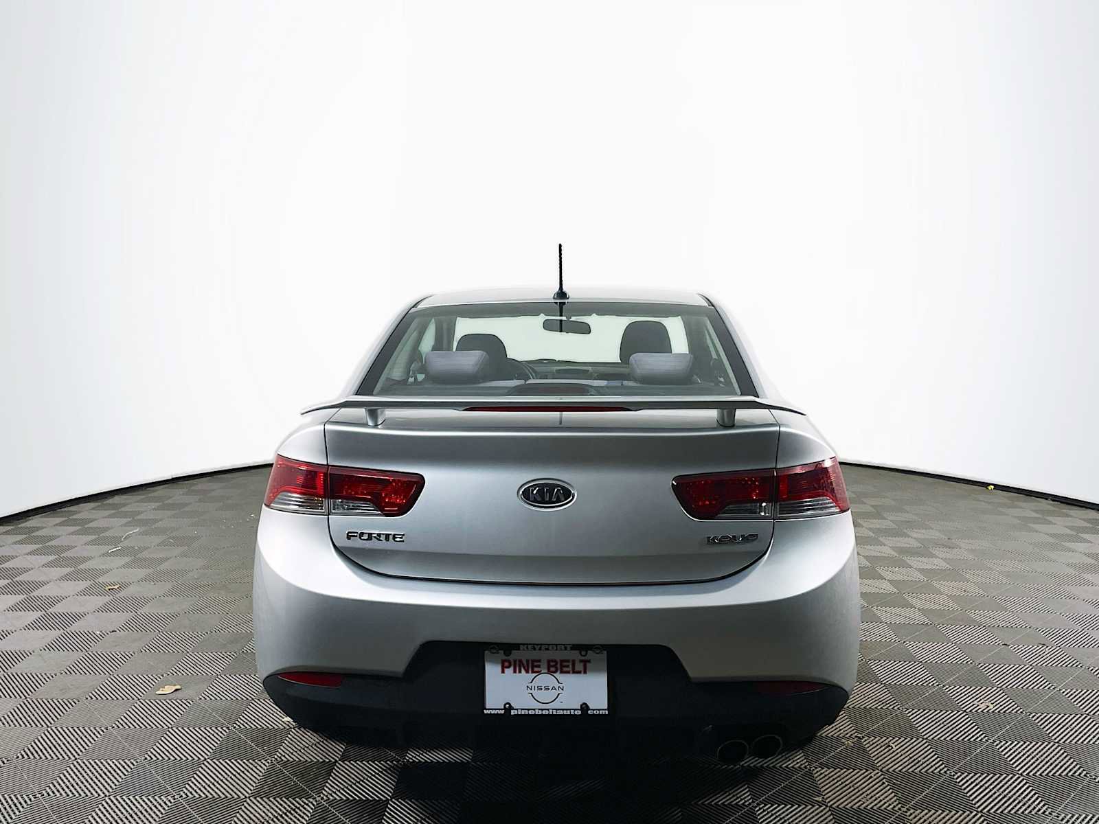 Used 2013 Kia Forte Koup EX image 5