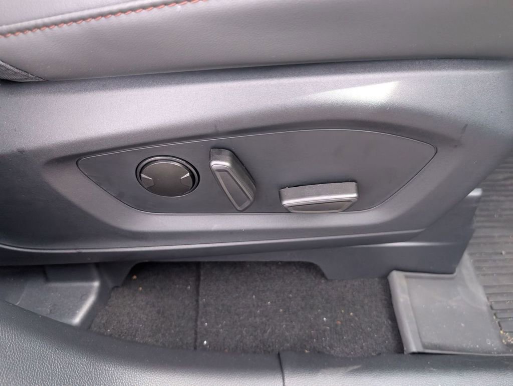 New 2025 Ford Explorer Active w/ Active Comfort Package image 54