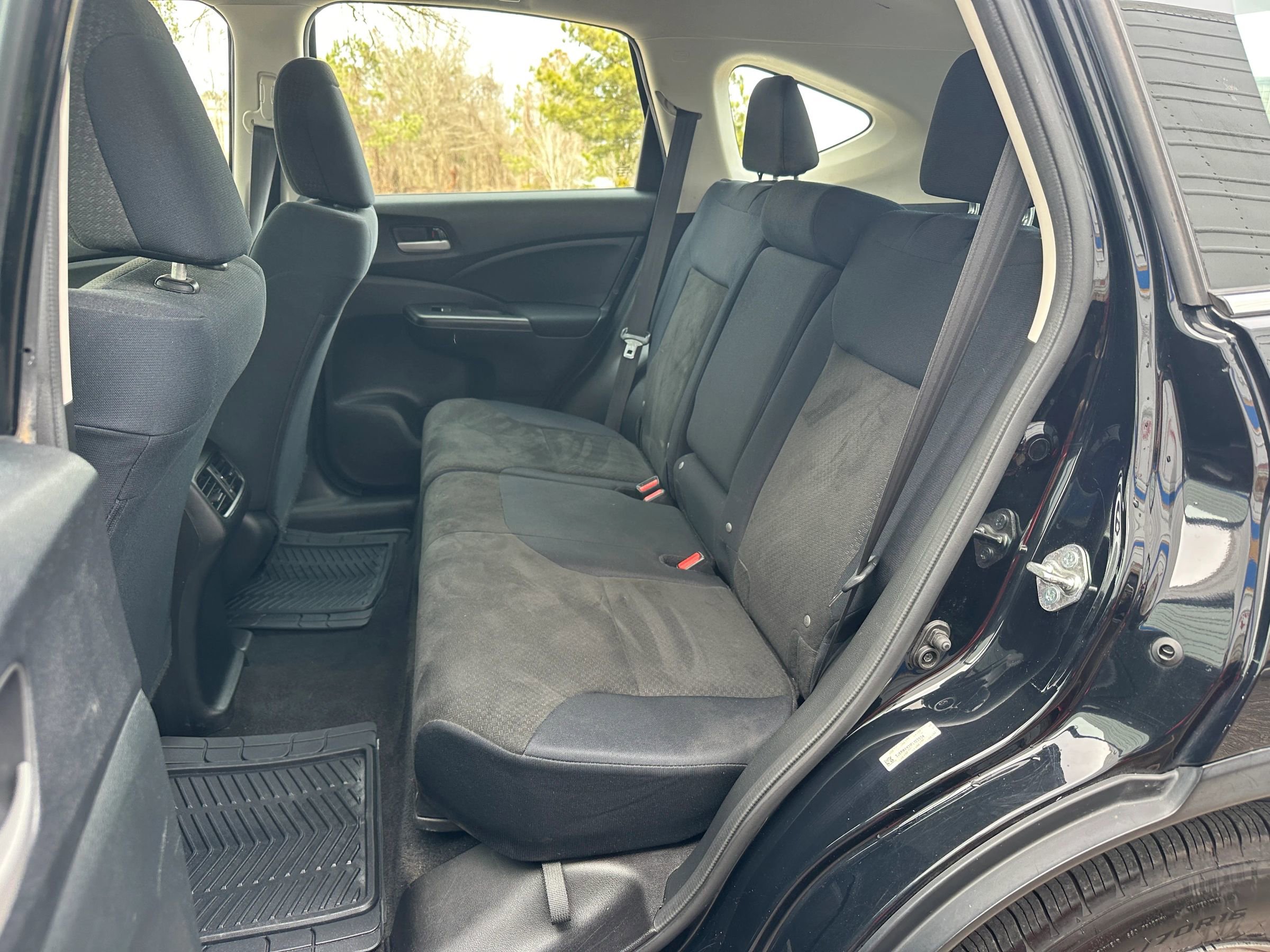 Used 2015 Honda CR-V LX image 11