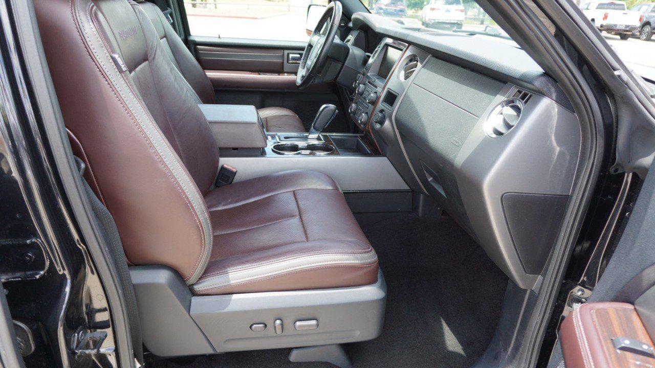 Used 2015 Ford Expedition EL Platinum RWD image 13