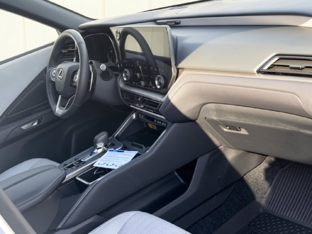 New 2026 Lexus TX 350 AWD image 32