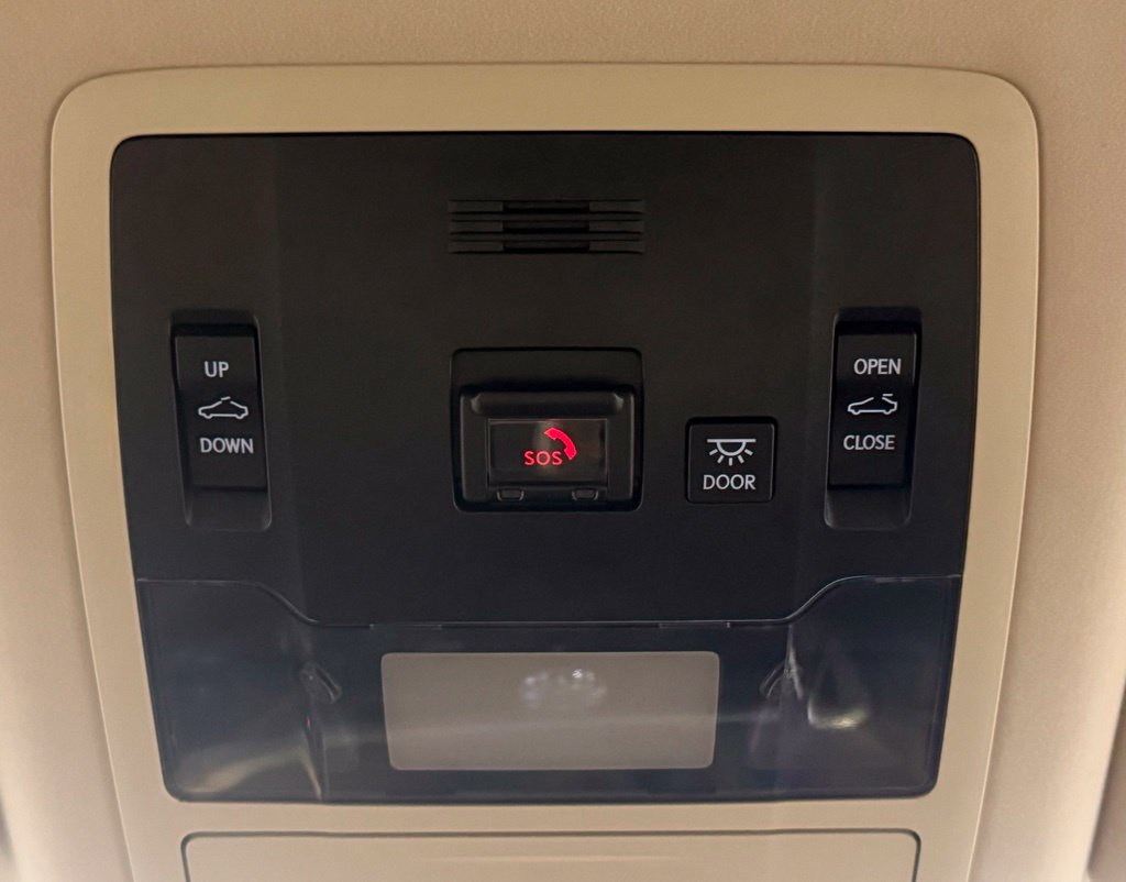 Used 2020 Lexus RX 350L Premium w/ Premium Package AWD/4WD image 27