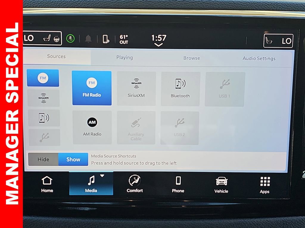 Used 2024 Chrysler Pacifica Touring-L image 23