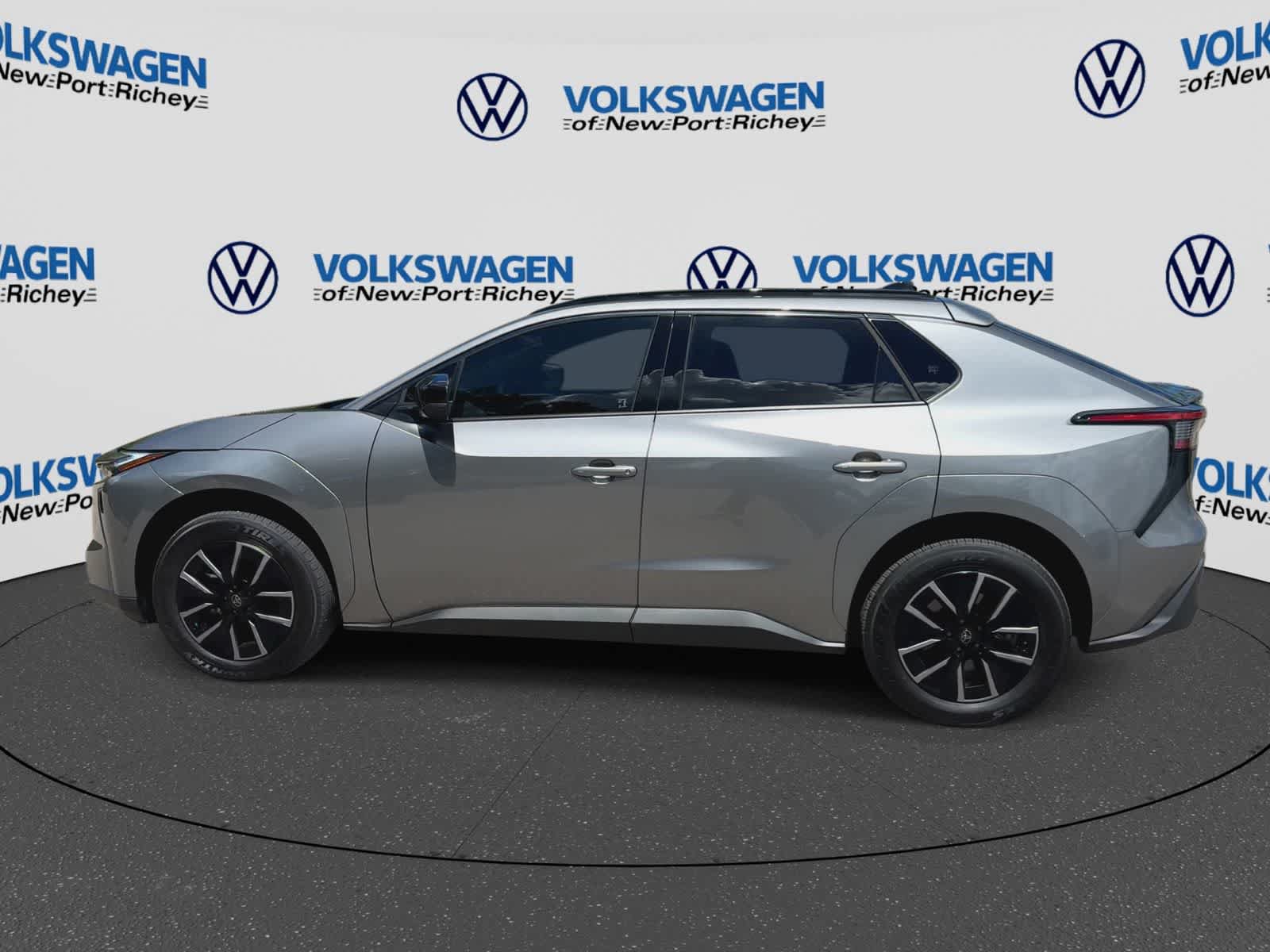 Used 2026 Toyota bZ FWD image 5