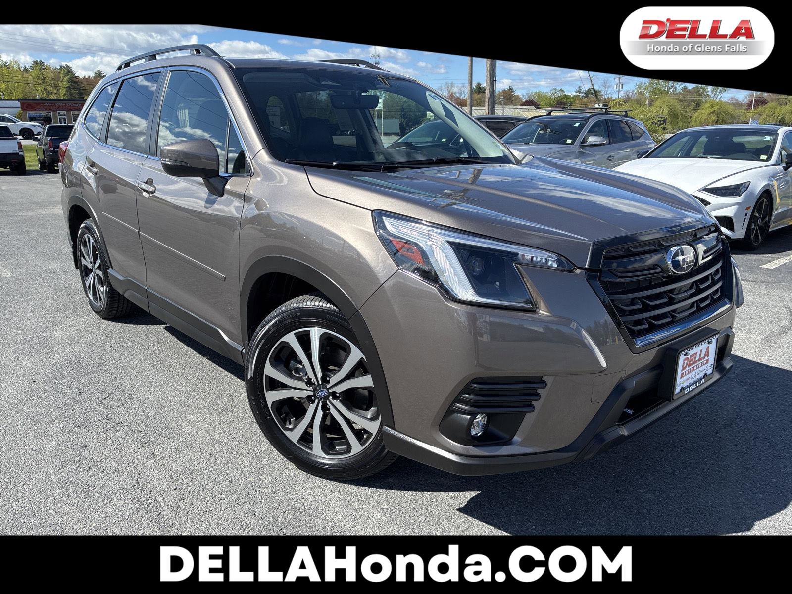 Used 2024 Subaru Forester Limited AWD/4WD image 1