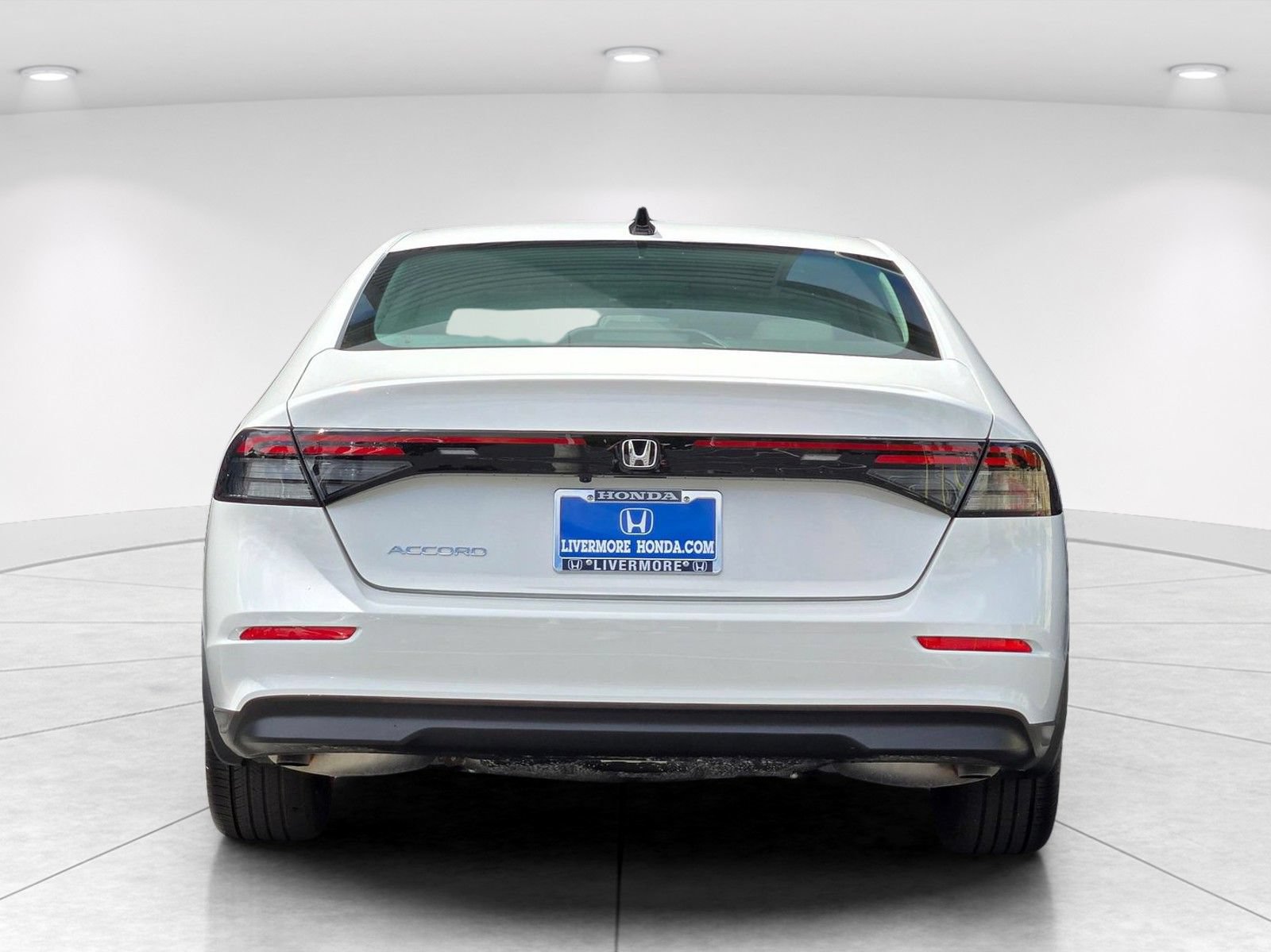 Used 2025 Honda Accord SE image 5