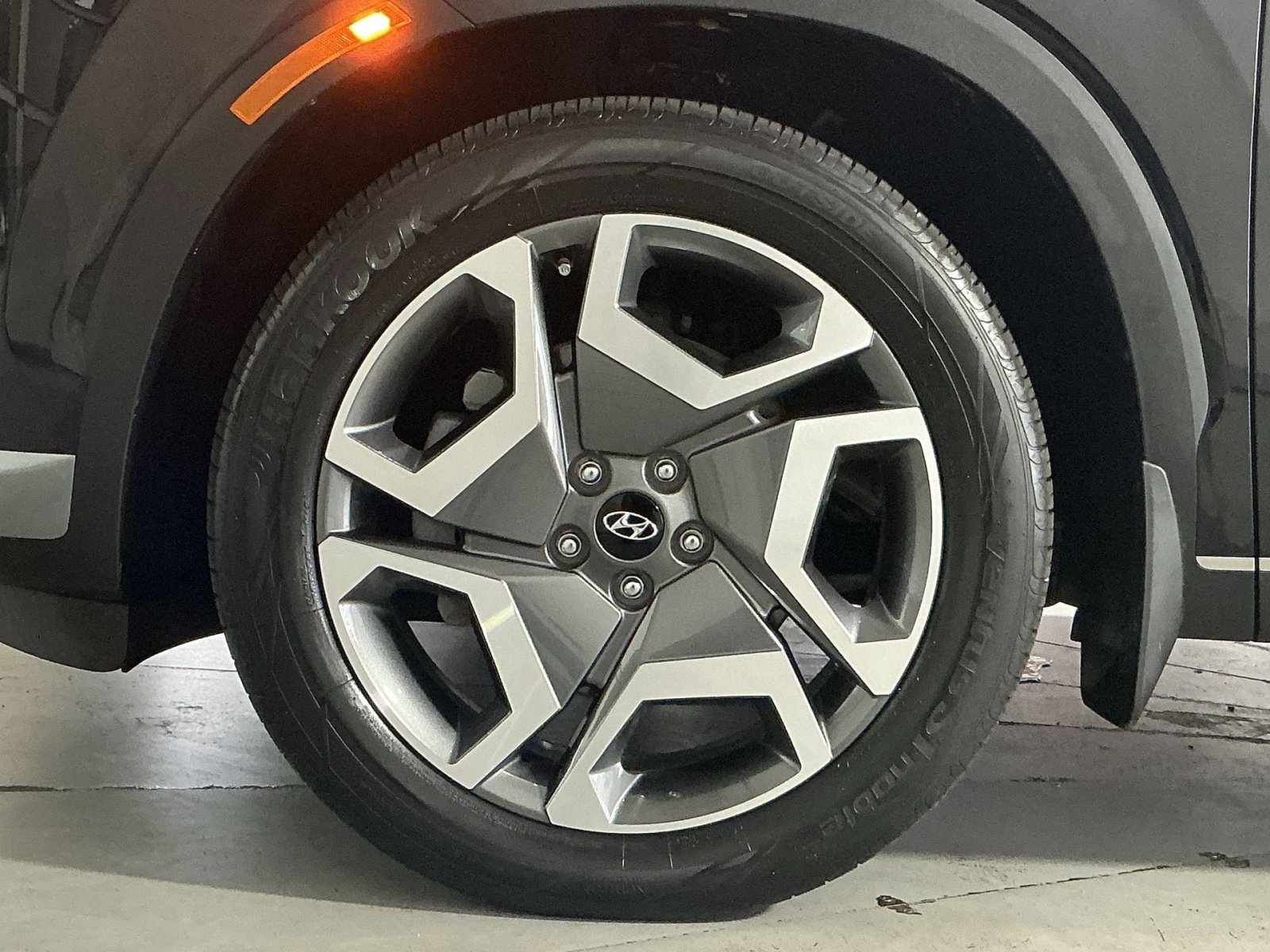 Used 2024 Hyundai Palisade Limited AWD/4WD image 13
