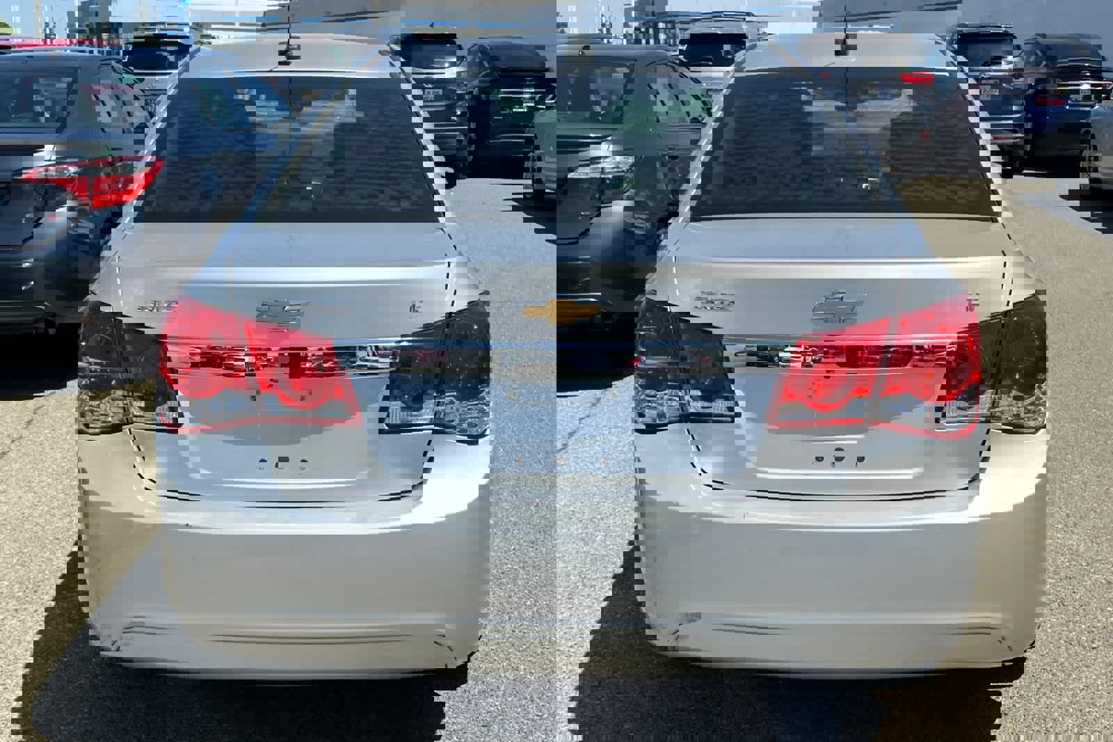 Used 2016 Chevrolet Cruze LT FWD image 5