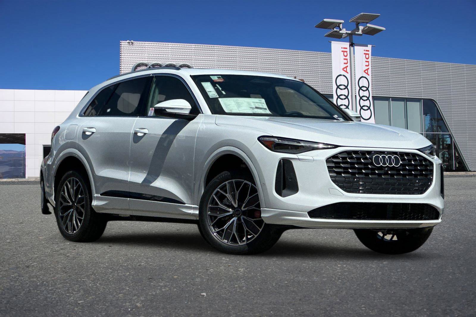 New 2025 Audi Q5 Premium Plus image 2