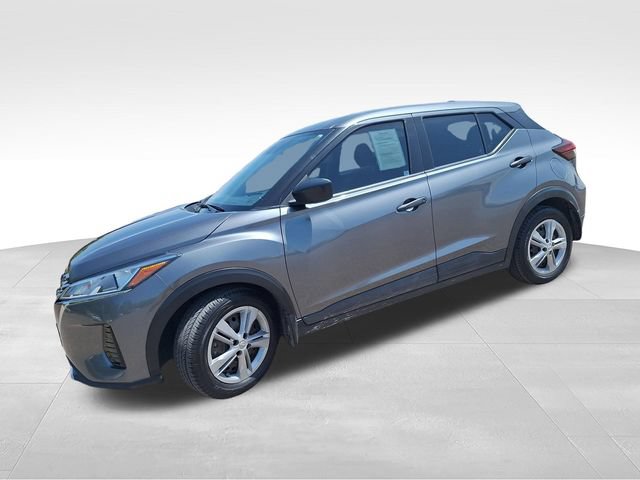 Used 2021 Nissan Kicks S FWD image 3