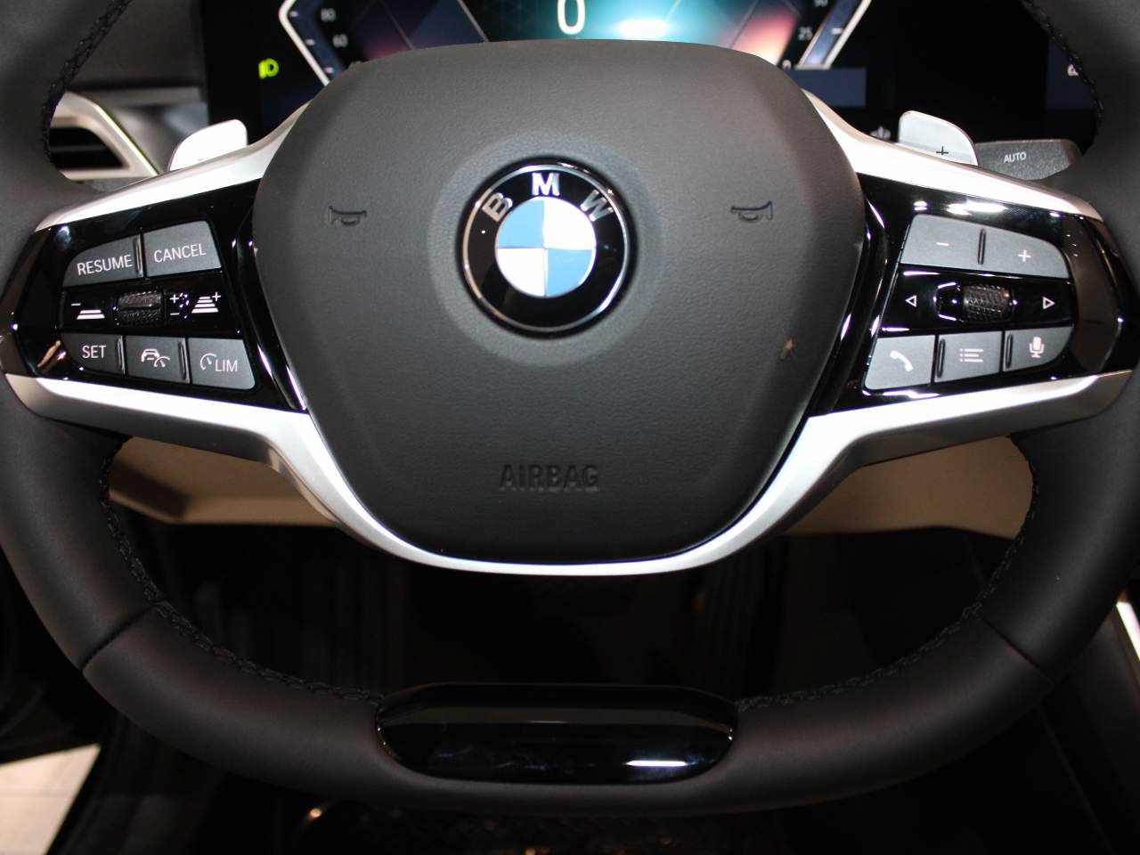 Used 2026 BMW 330i Sedan w/ Convenience Package RWD image 21