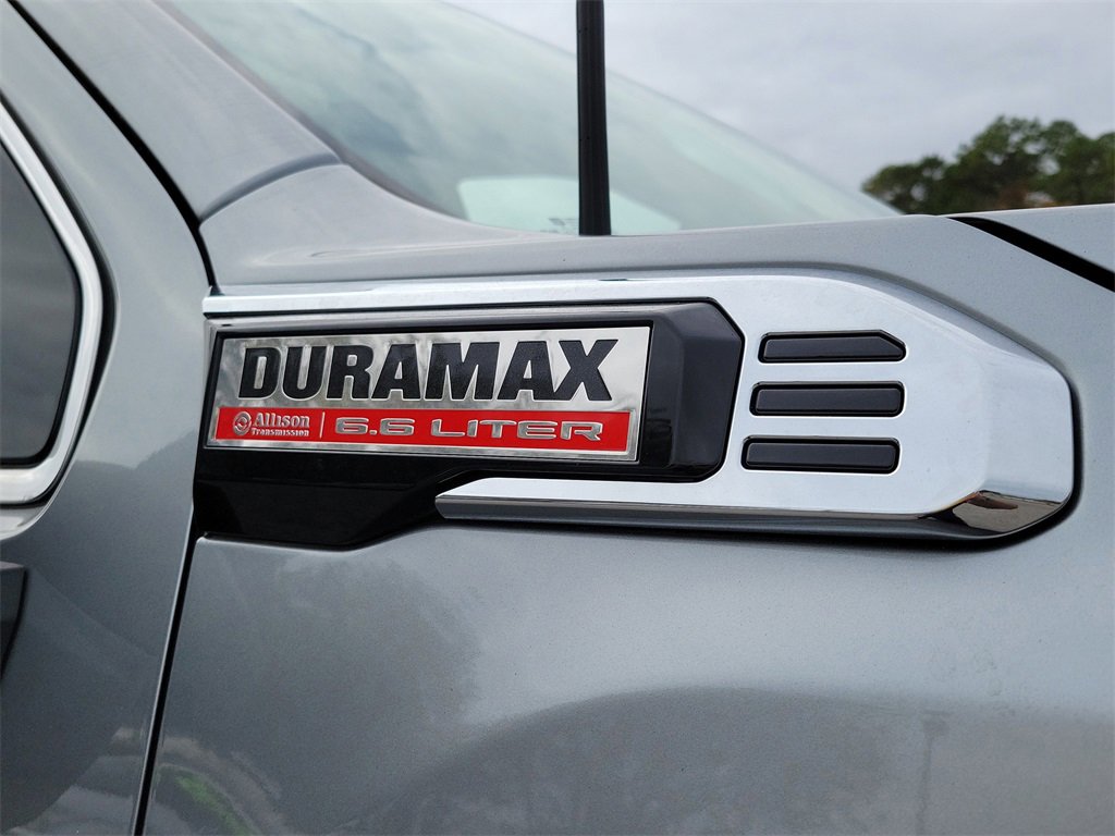 New 2025 GMC Sierra 3500 SLT w/ SLT Premium Package image 6