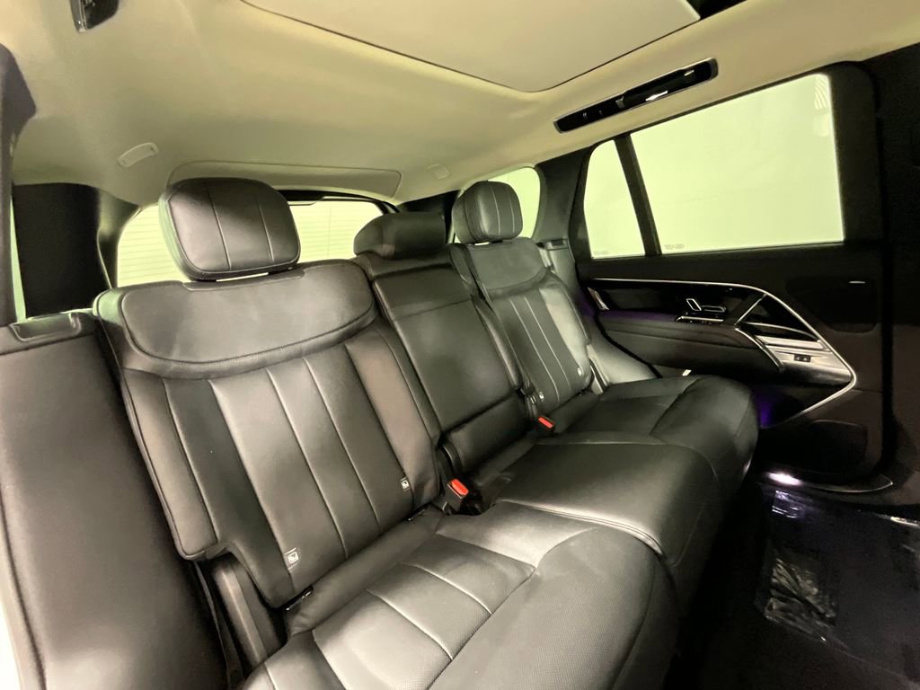 Certified 2024 Land Rover Range Rover SE AWD/4WD image 22