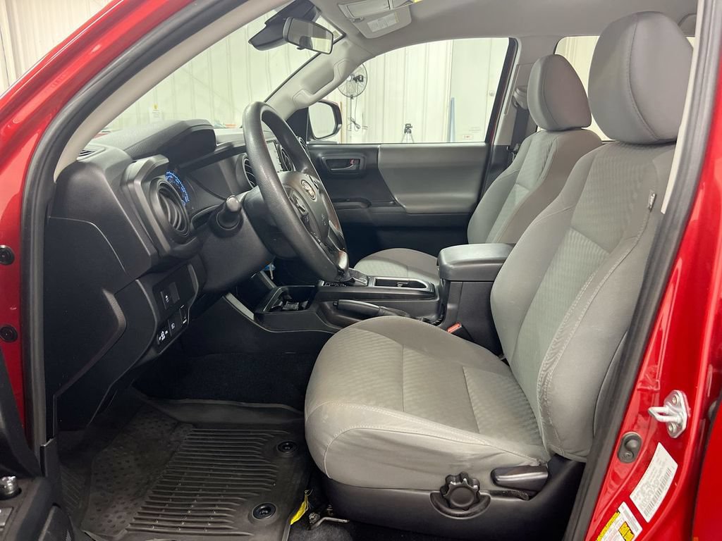 Used 2021 Toyota Tacoma SR AWD/4WD image 19
