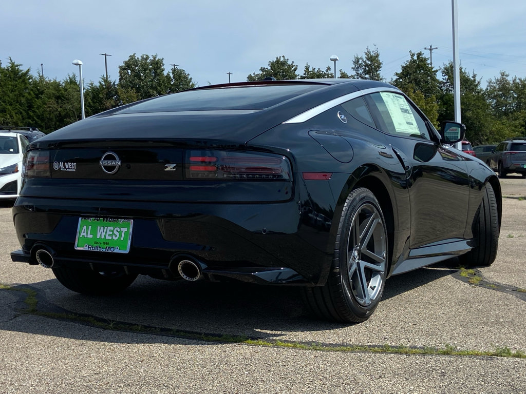 New 2027 Nissan Z Sport w/ Essentials Package (Sport) RWD image 3