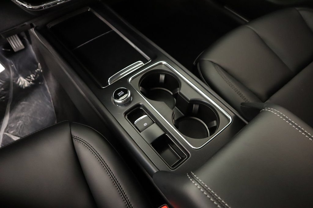 New 2026 Lincoln Corsair Premiere FWD image 10