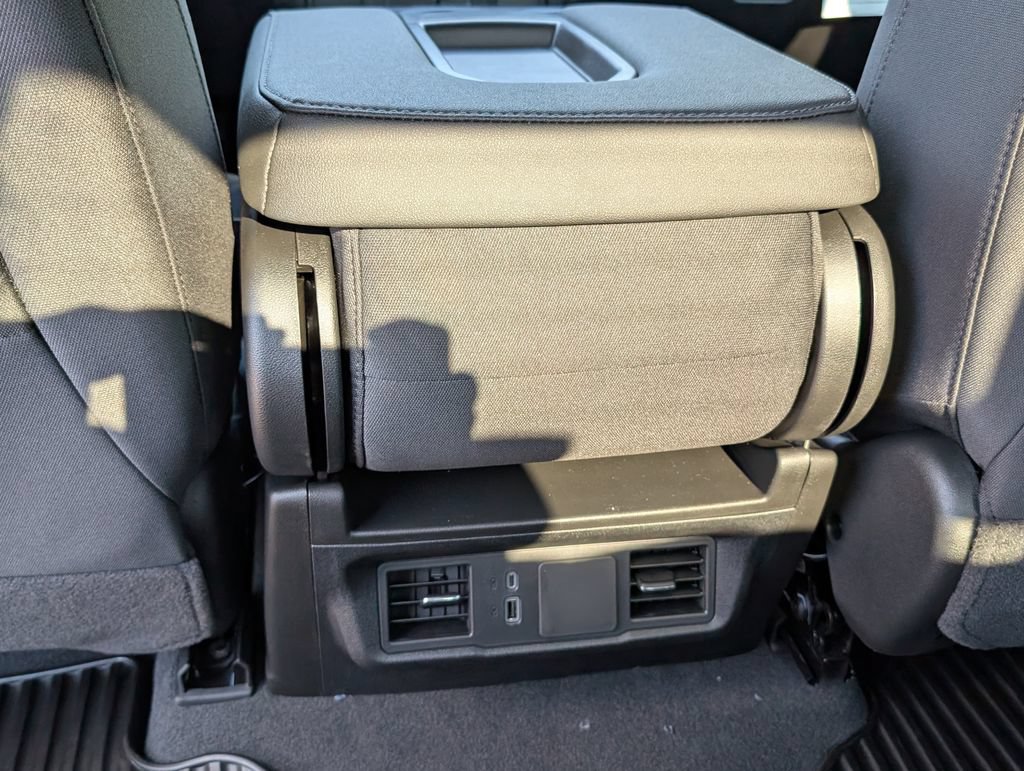New 2026 Chevrolet Silverado 1500 Custom w/ LPO, Dark Essentials Package RWD image 6