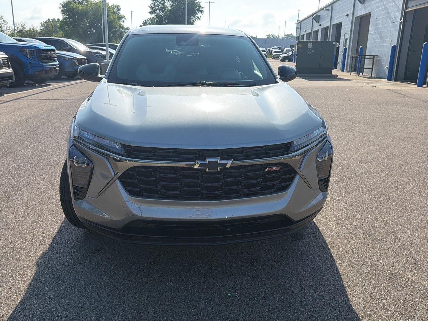 Used 2024 Chevrolet Trax RS w/ Driver Confidence Package FWD image 8