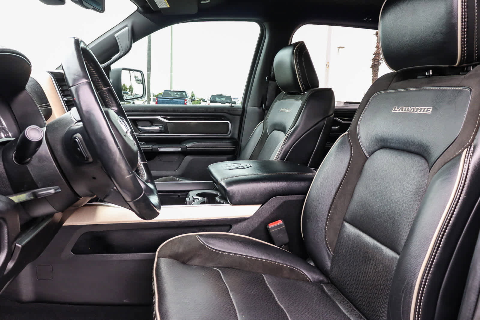 Used 2019 RAM 1500 Laramie RWD image 27