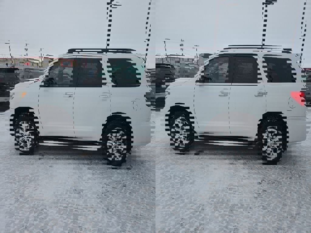 Used 2011 Toyota Sequoia Limited image 8