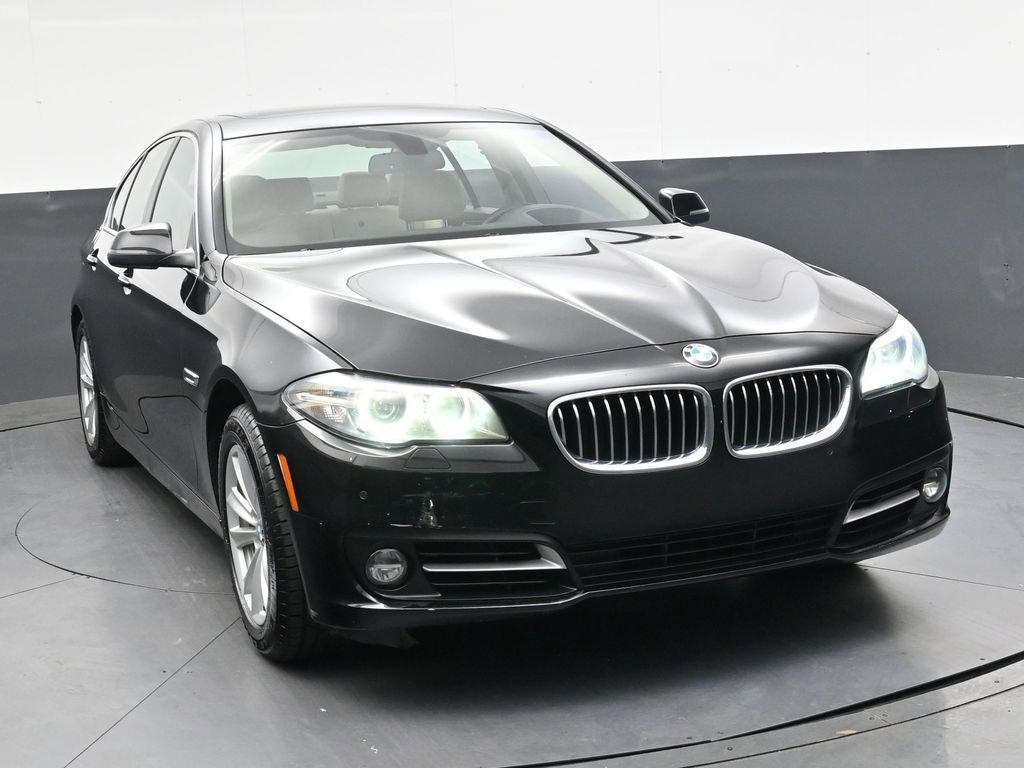 Used 2016 BMW 528i Sedan RWD image 9