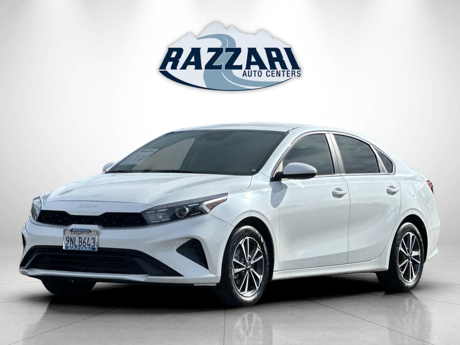 Used 2024 Kia Forte LXS FWD image 7
