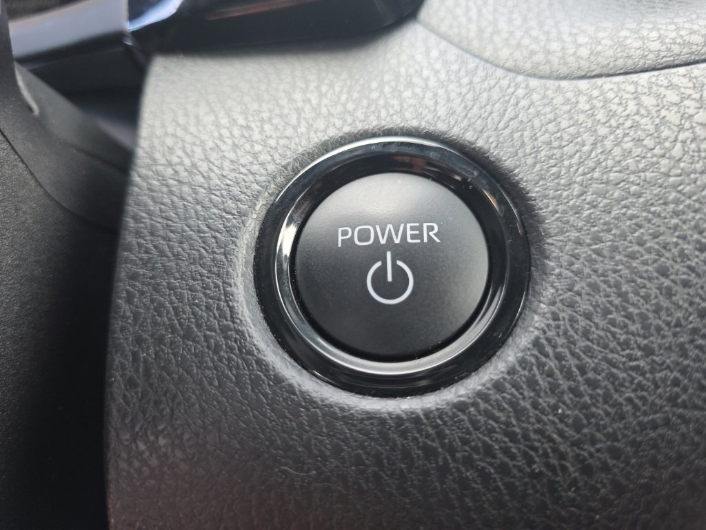 Certified 2025 Toyota Camry SE FWD image 23