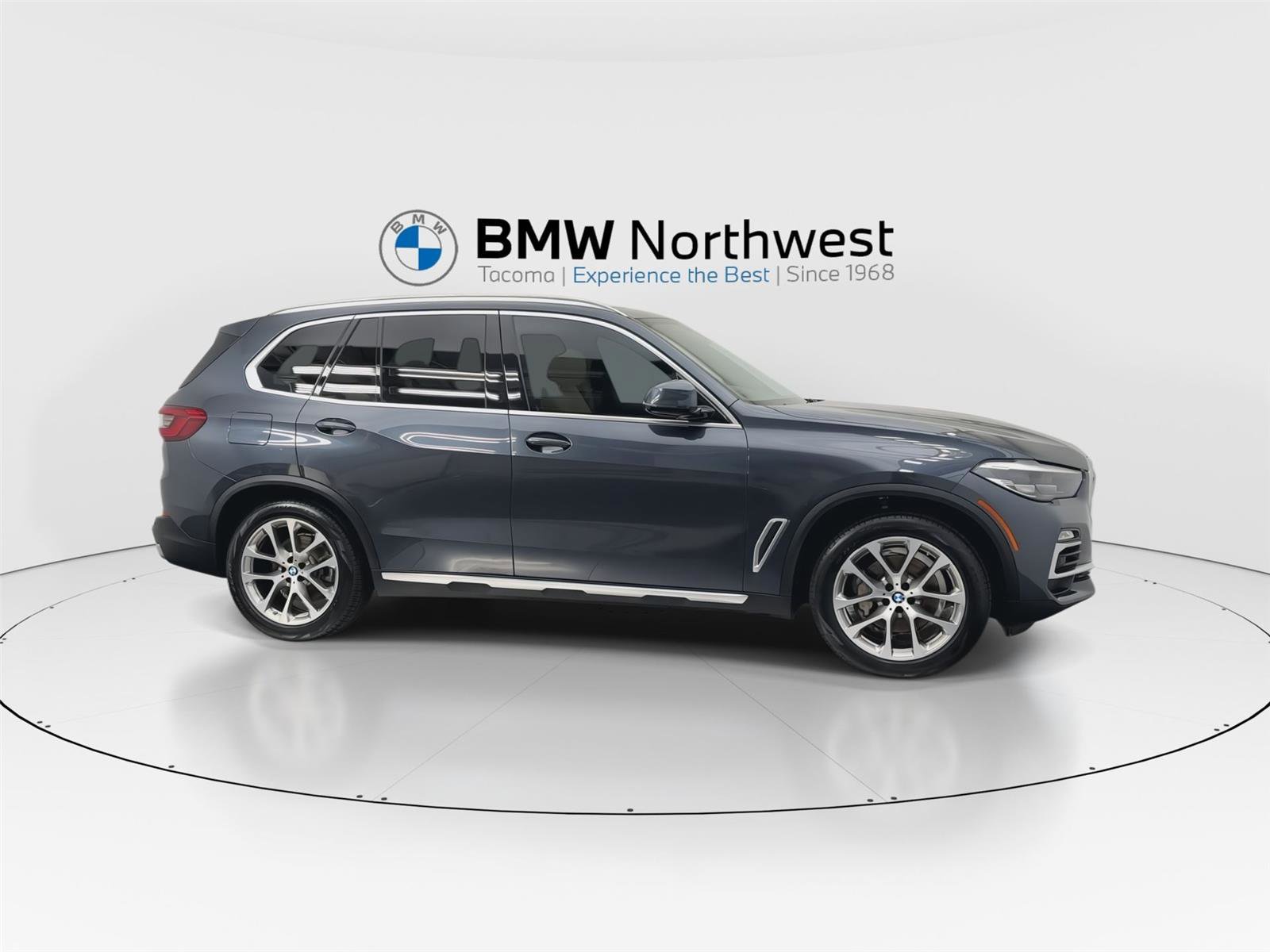 Used 2019 BMW X5 xDrive40i w/ Premium Package 2 AWD/4WD image 5