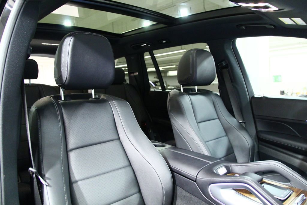 Certified 2025 Mercedes-Benz GLS 450 4MATIC image 25
