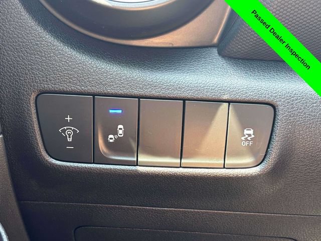 Used 2018 Hyundai Kona SEL FWD image 11