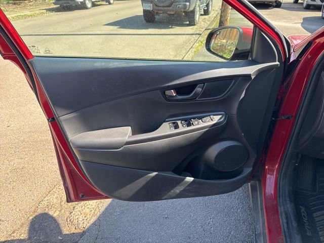 Used 2021 Hyundai Kona SEL image 19