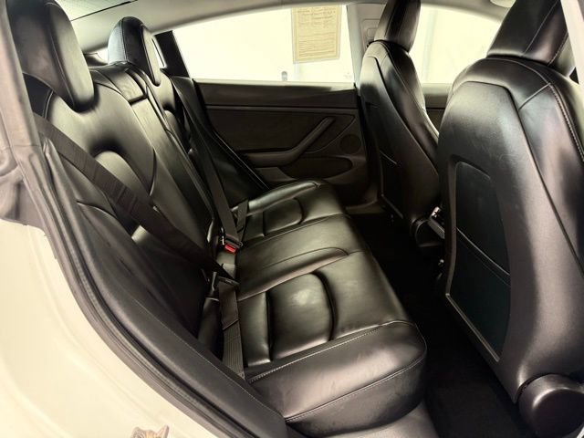 Used 2022 Tesla Model 3 Performance image 25