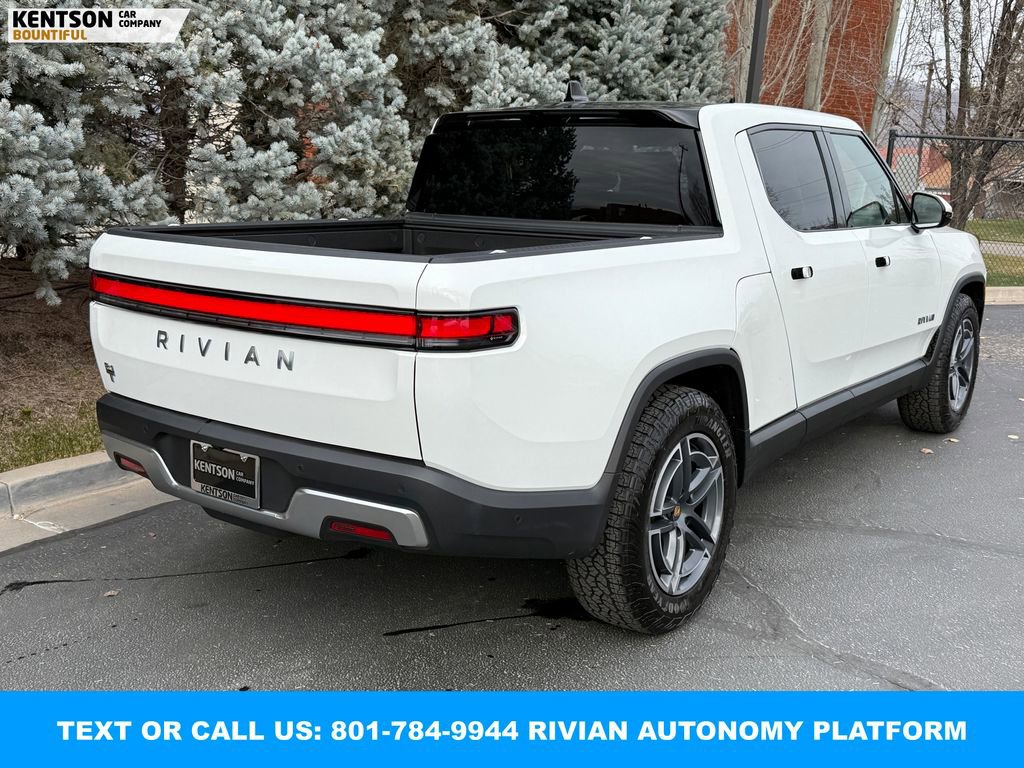 Used 2025 Rivian R1T Adventure image 10