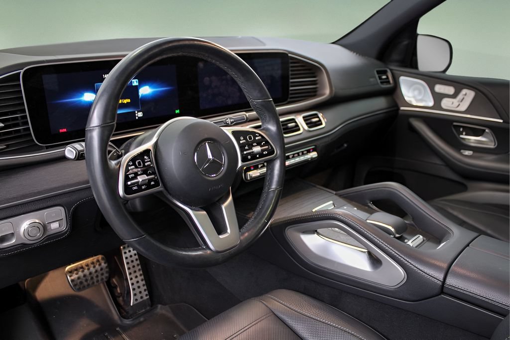 Used 2021 Mercedes-Benz GLS 580 4MATIC image 20
