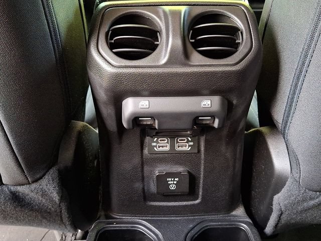 Used 2021 Jeep Gladiator Sport AWD/4WD image 11