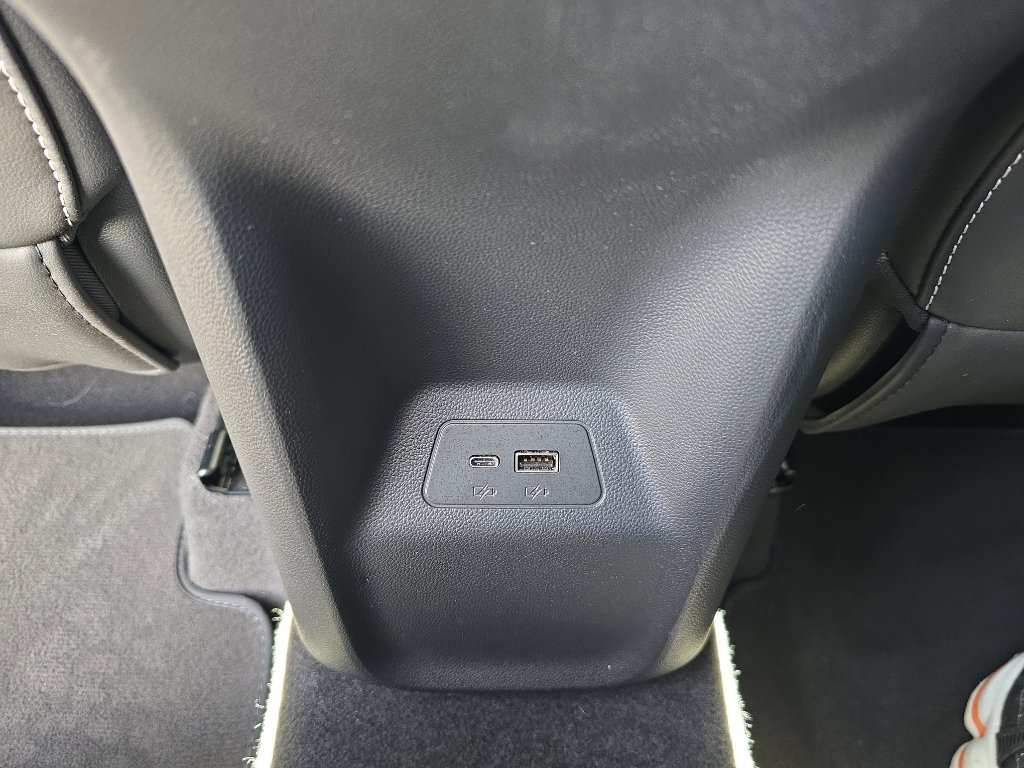 Certified 2025 Buick Envision Sport Touring AWD/4WD image 23