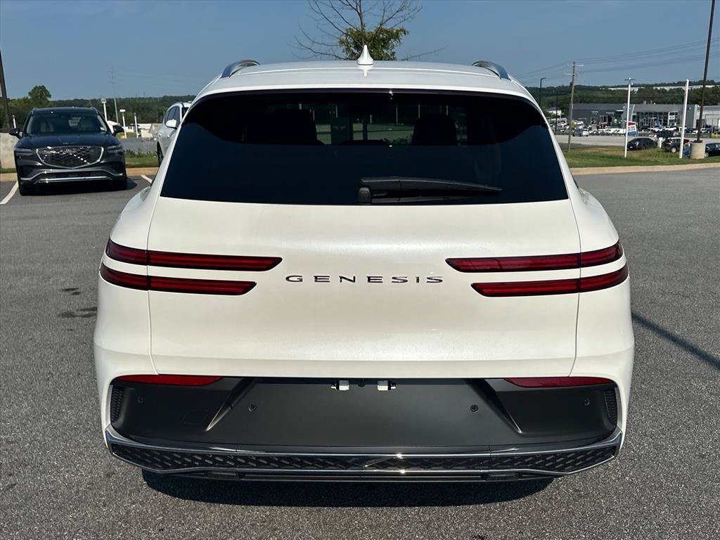 New 2027 Genesis GV70 2.5T AWD/4WD image 4