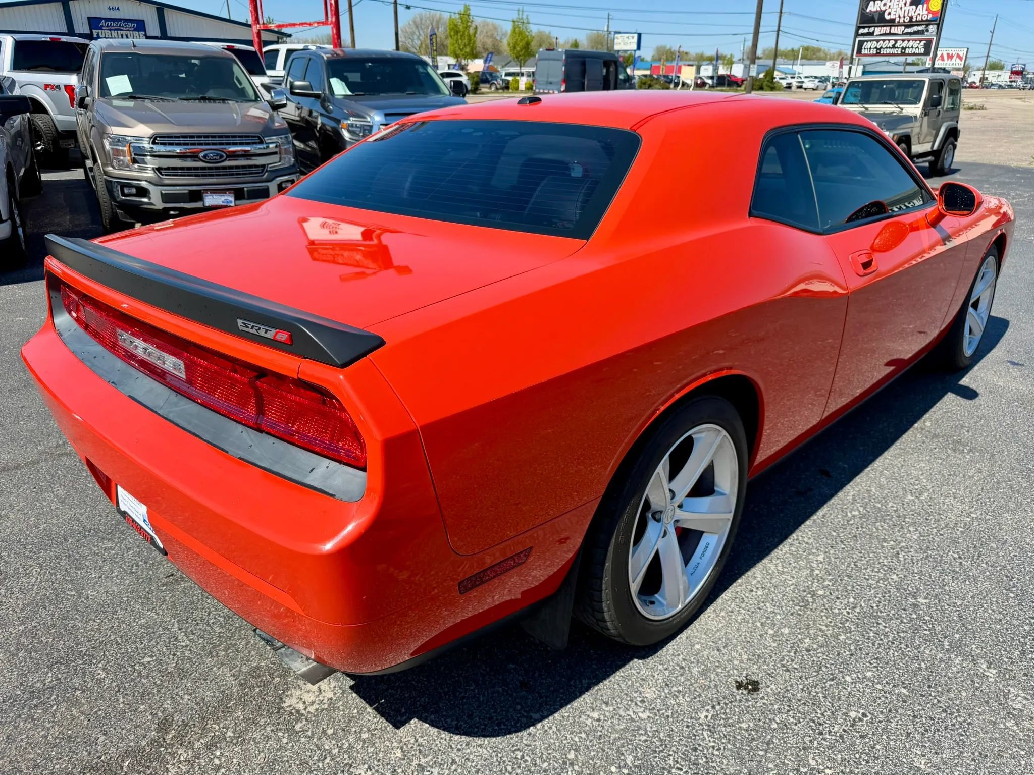 Used 2008 Dodge Challenger SRT8 RWD image 5