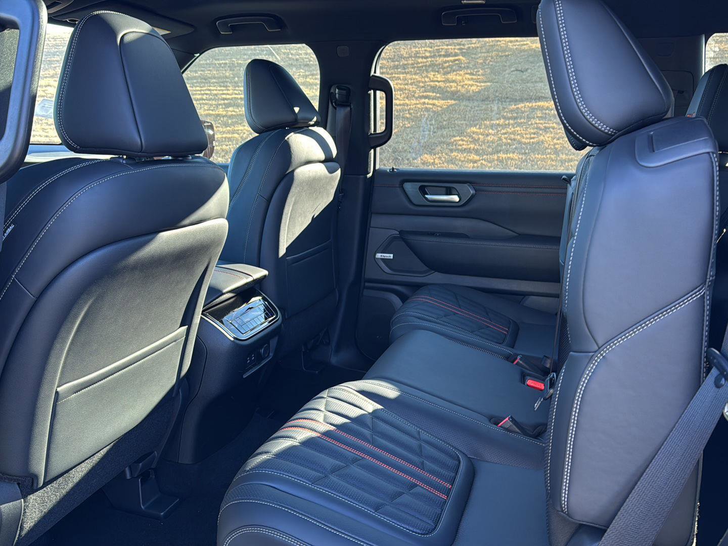 New 2026 Nissan Armada PRO-4X AWD/4WD image 9