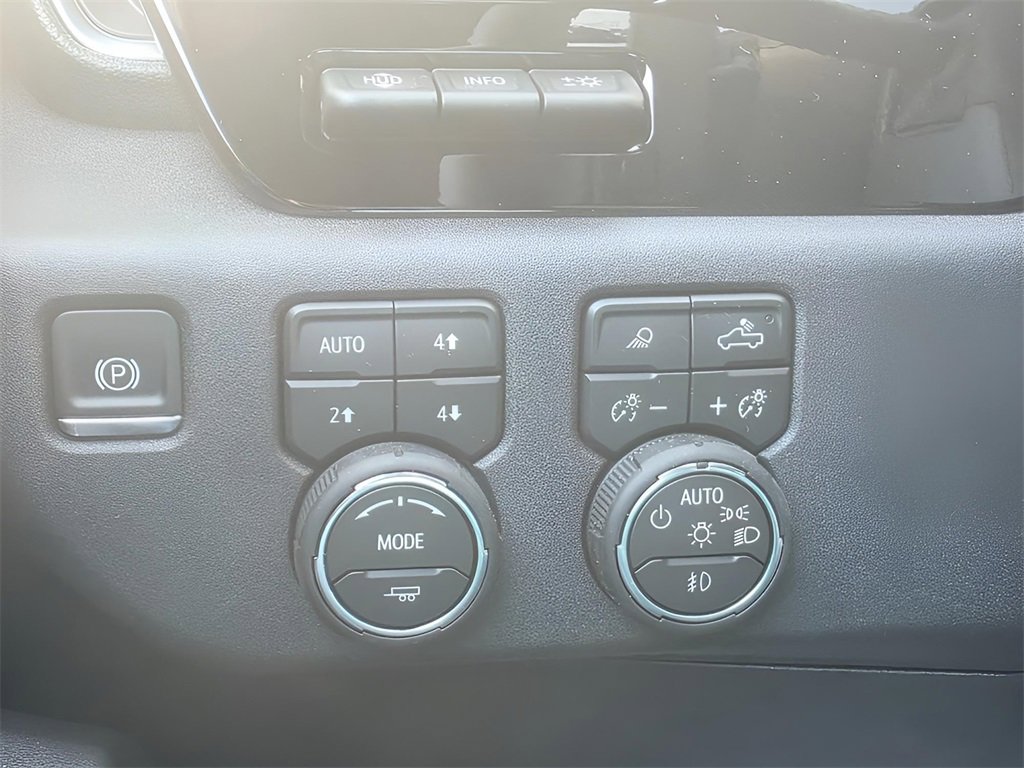 New 2026 Chevrolet Silverado 1500 High Country w/ Midnight Edition image 30