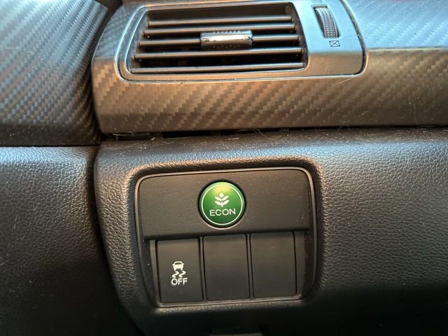 Used 2017 Honda Accord Sport Special Edition image 40