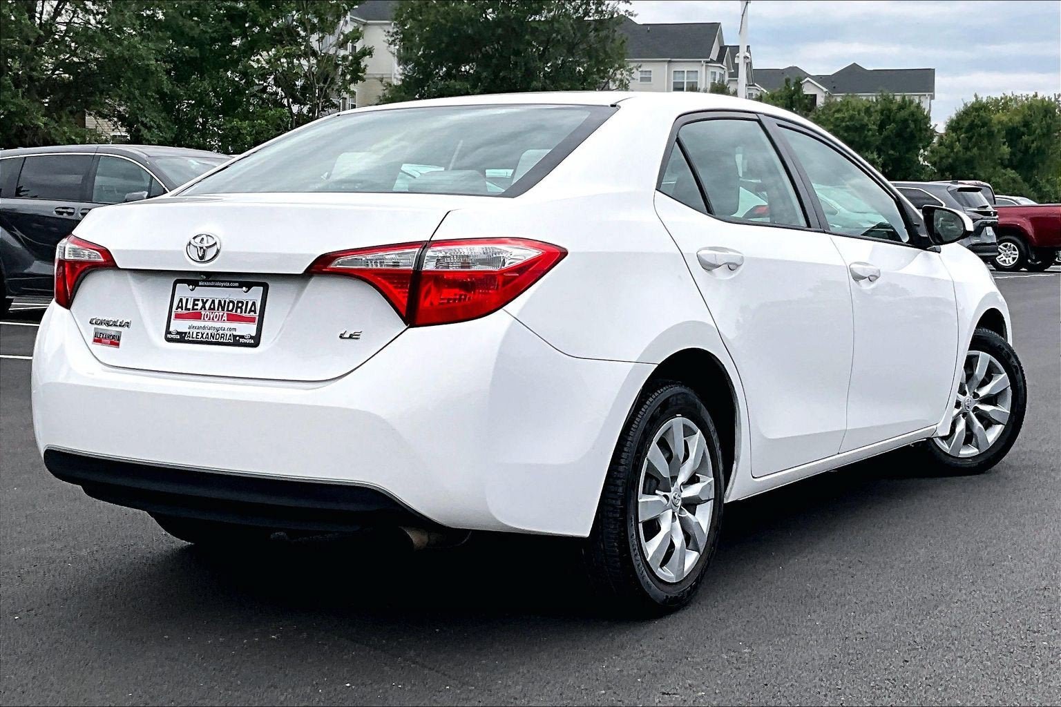 Used 2014 Toyota Corolla LE FWD image 12