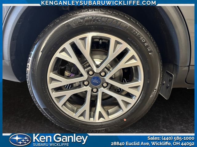 Used 2022 Ford Escape SEL w/ Technology Package FWD image 23
