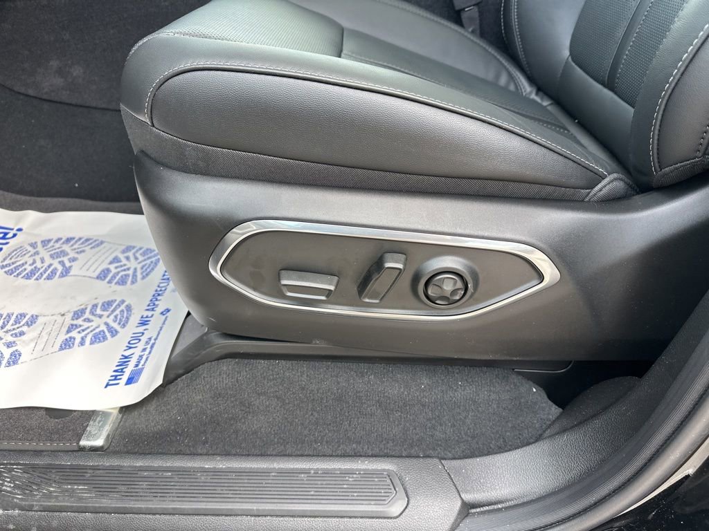 New 2026 Jeep Grand Wagoneer L 4WD w/ Premium Group I image 70