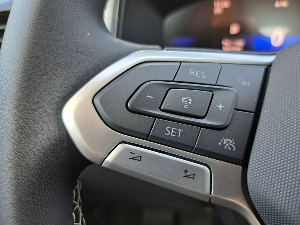 New 2026 Volkswagen Taos S image 13