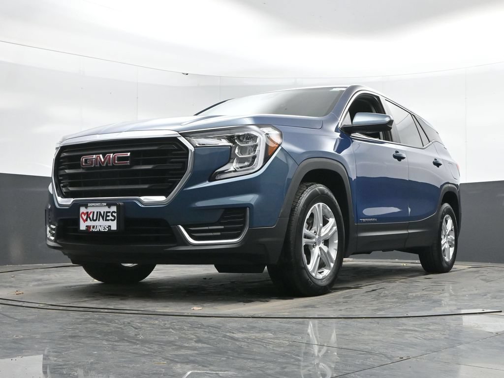 Used 2024 GMC Terrain SLE AWD/4WD image 48